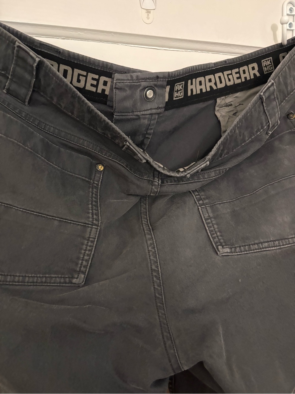 Men’s Navy blue Alaskan Hardgear / Duluth Trading double knee work pants - Picture 5 of 8